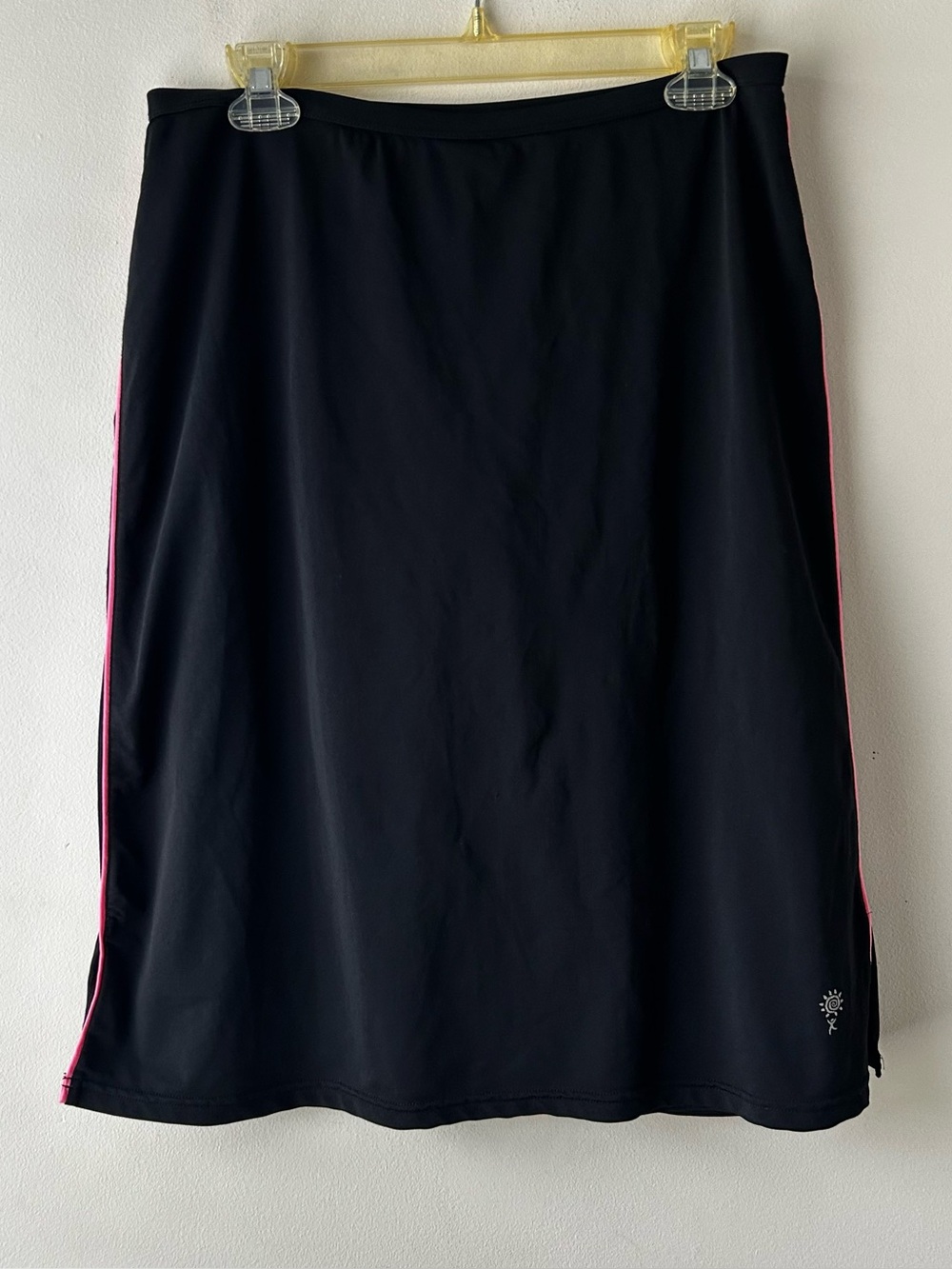 HydroChic Modest Midi Athletic Swim Skirt Skort Black Pink Piping Large